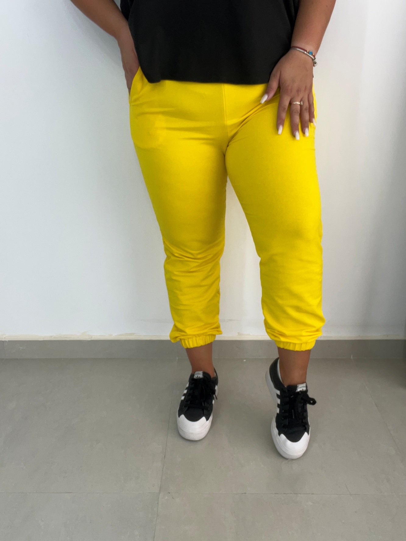 Pantalon dama marimi mari de trening 6214-23