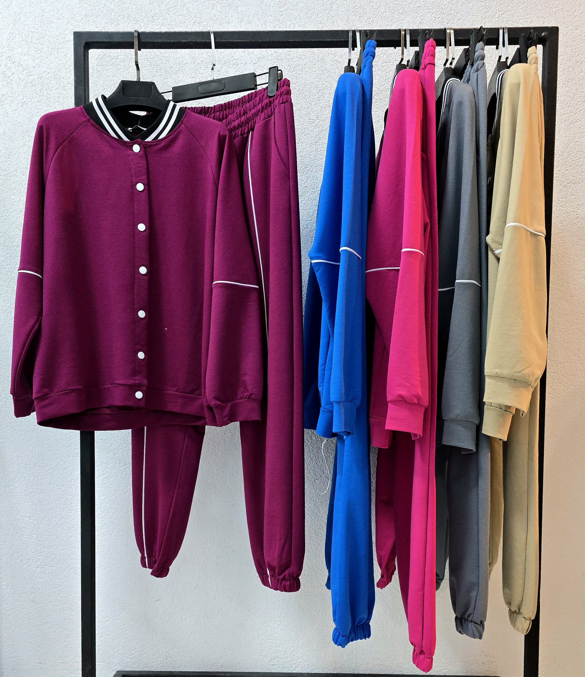 Trening dama marimi mari cu strasuri 8129